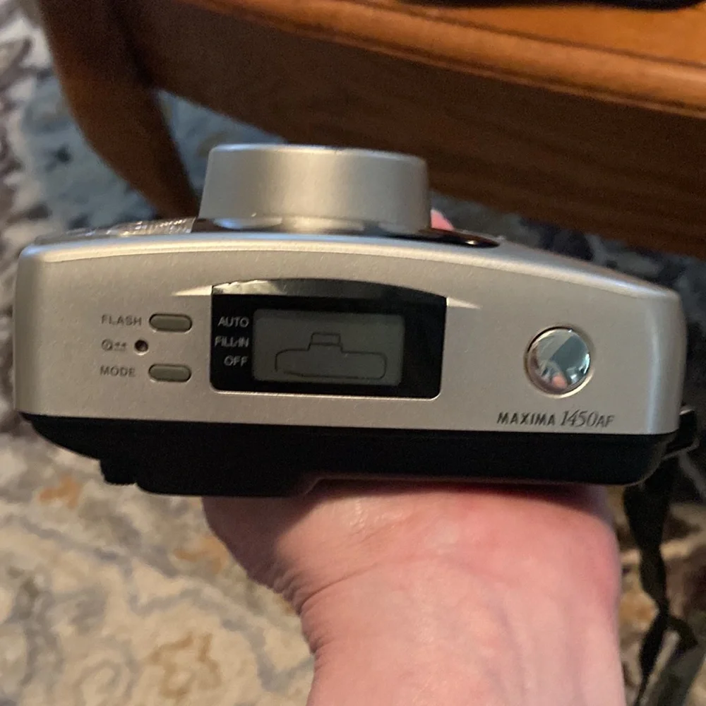 Samsung MAXIMA 145AF Film Camera